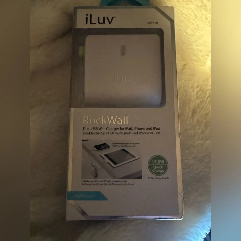 iLuv Rockwall Dual USB Charger